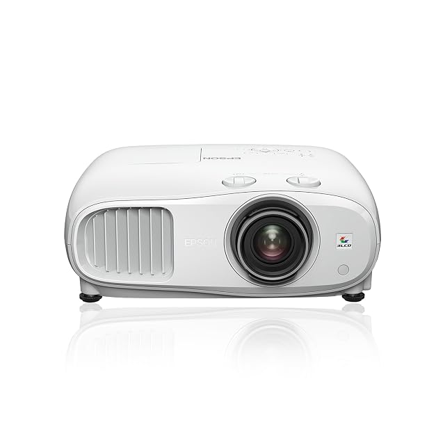 Epson EH-TW7000 4K PRO-UHD 3LCD home cinema projector